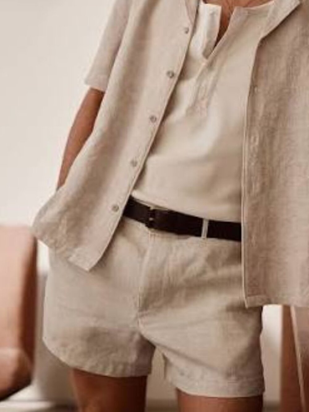 Simons 100% Linen Beige Shorts